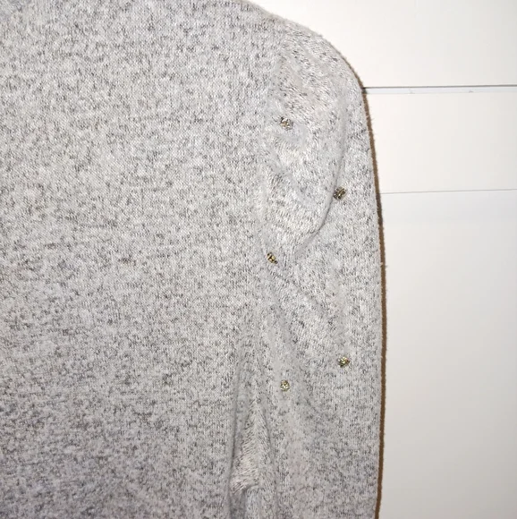 New Rhinestone Puff Sleeve Sweater - Picture 5 of 8